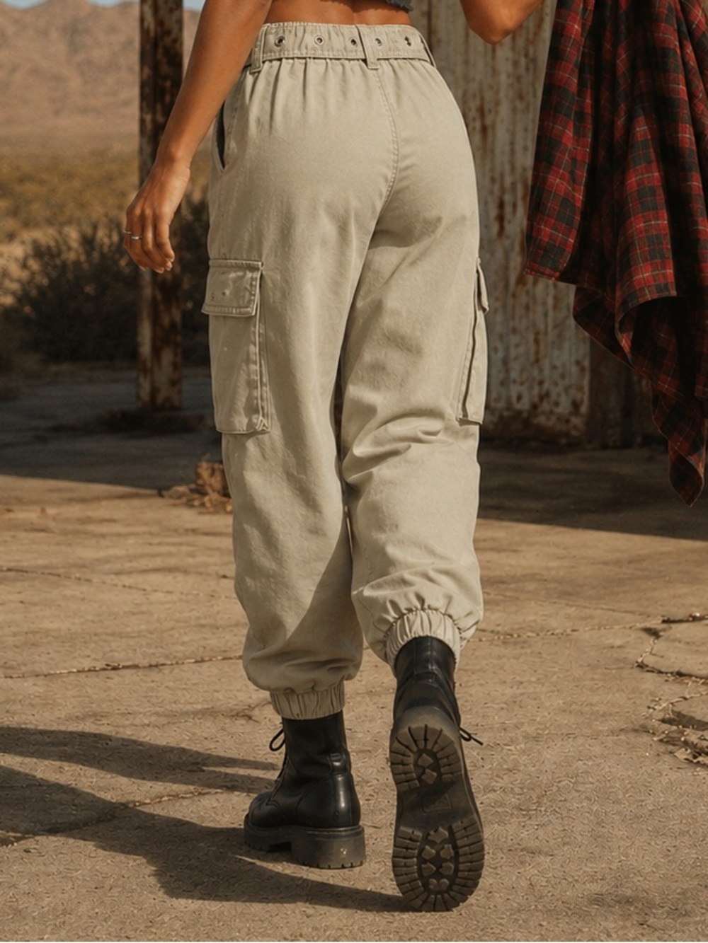 Forever 21 Khaki High Rise Belted Cargo Jogger Pants Utility Y2K 100% Cotton XS - Picture 8 of 9